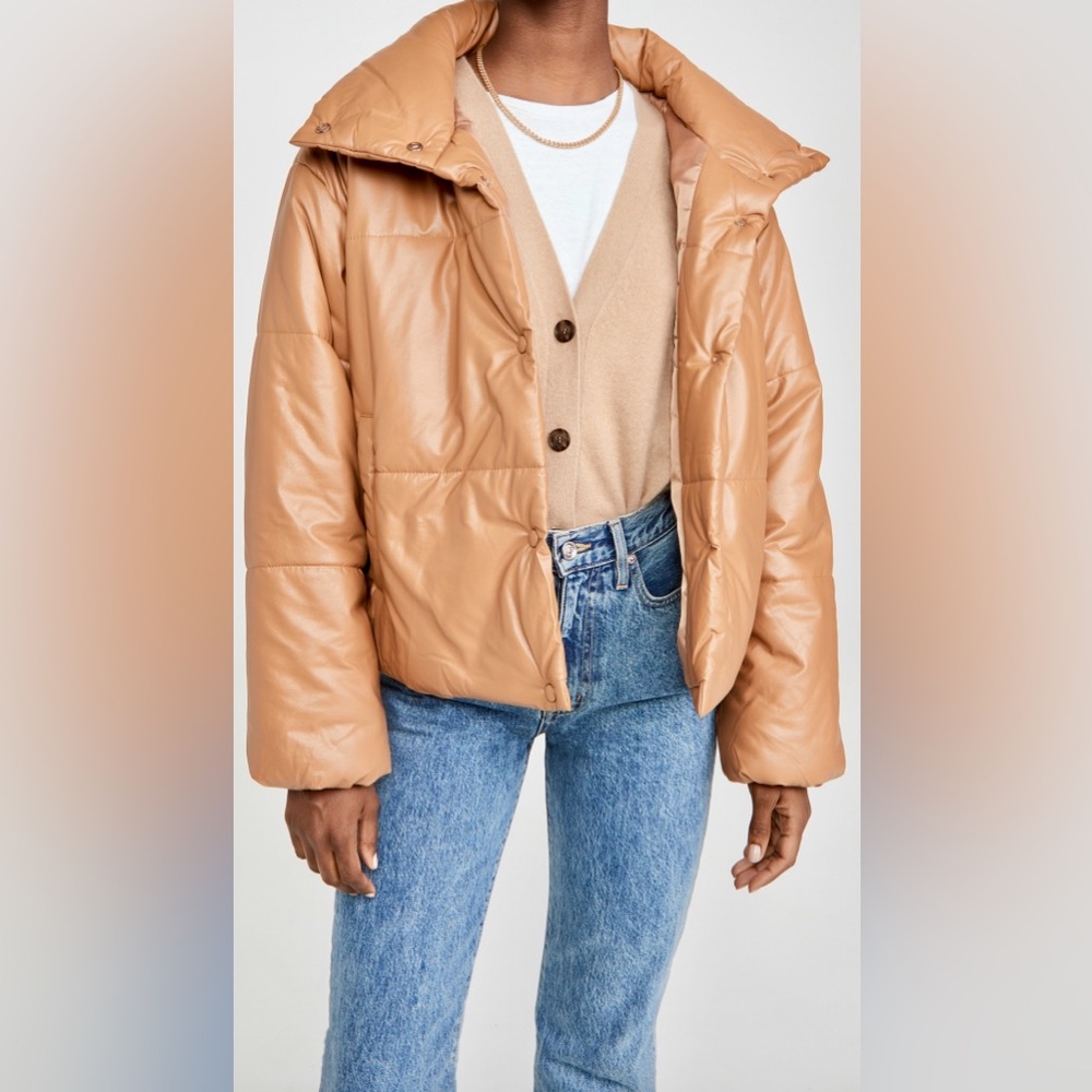 Lioness puffy jacket. Camel. Sz. XL. Chic and comfy.
